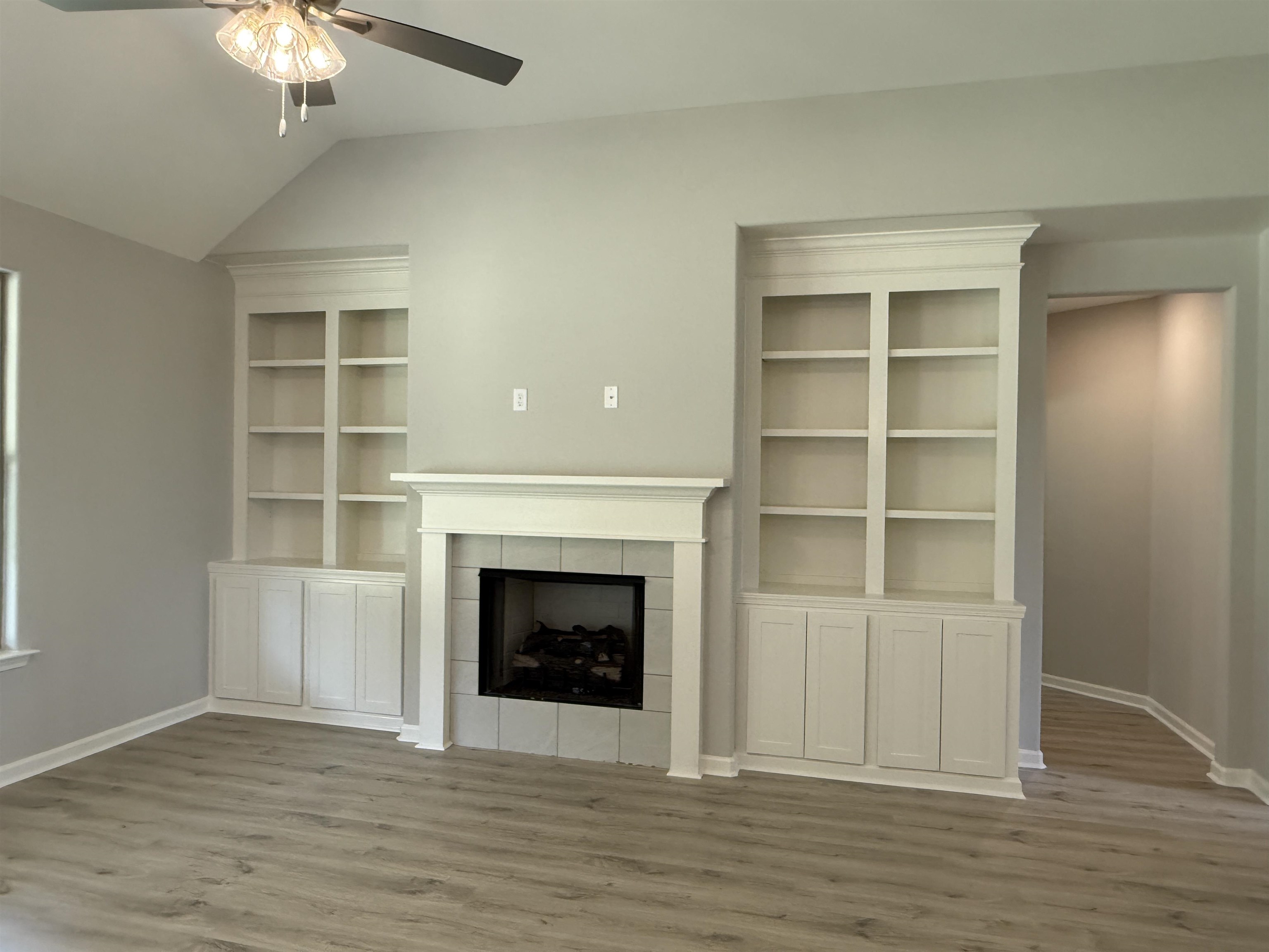 195 Ridgefield Drive Oakland, TN 38060 - Photo 3 of 29