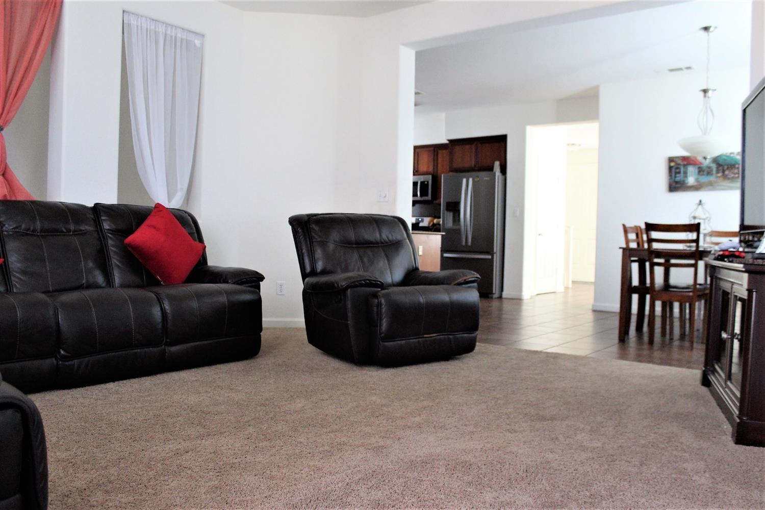 370 Abbott Avenue Reedley, CA 93654 - Photo 18 of 41 Gallery Image 18
