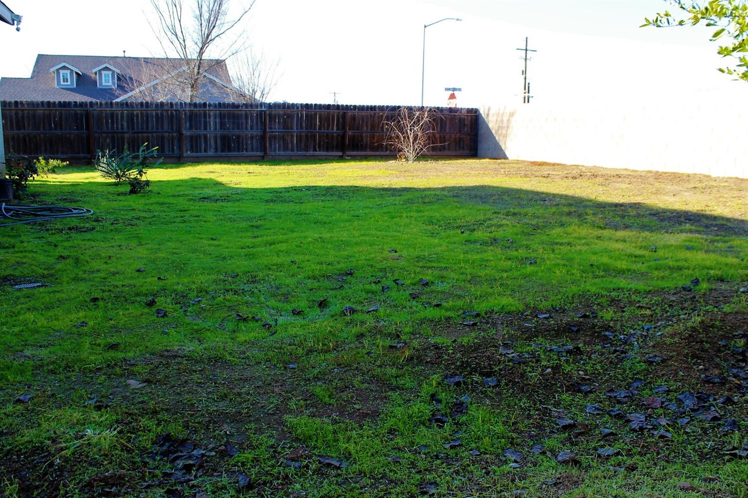 370 Abbott Avenue Reedley, CA 93654 - Photo 38 of 41 Gallery Image 38