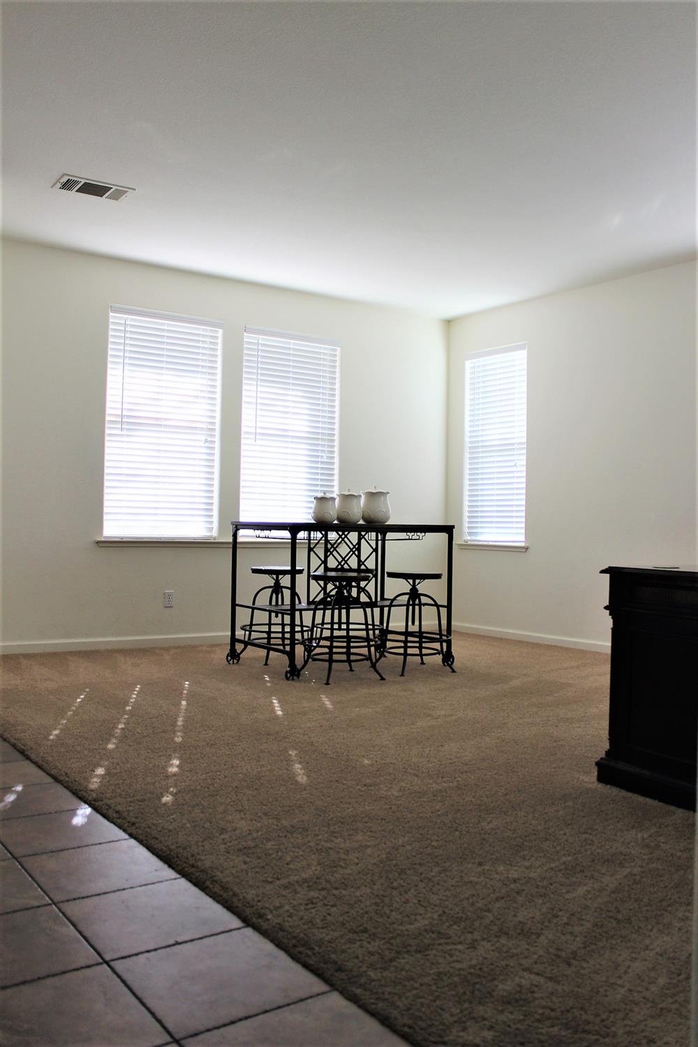 370 Abbott Avenue Reedley, CA 93654 - Photo 10 of 41 Gallery Image 10