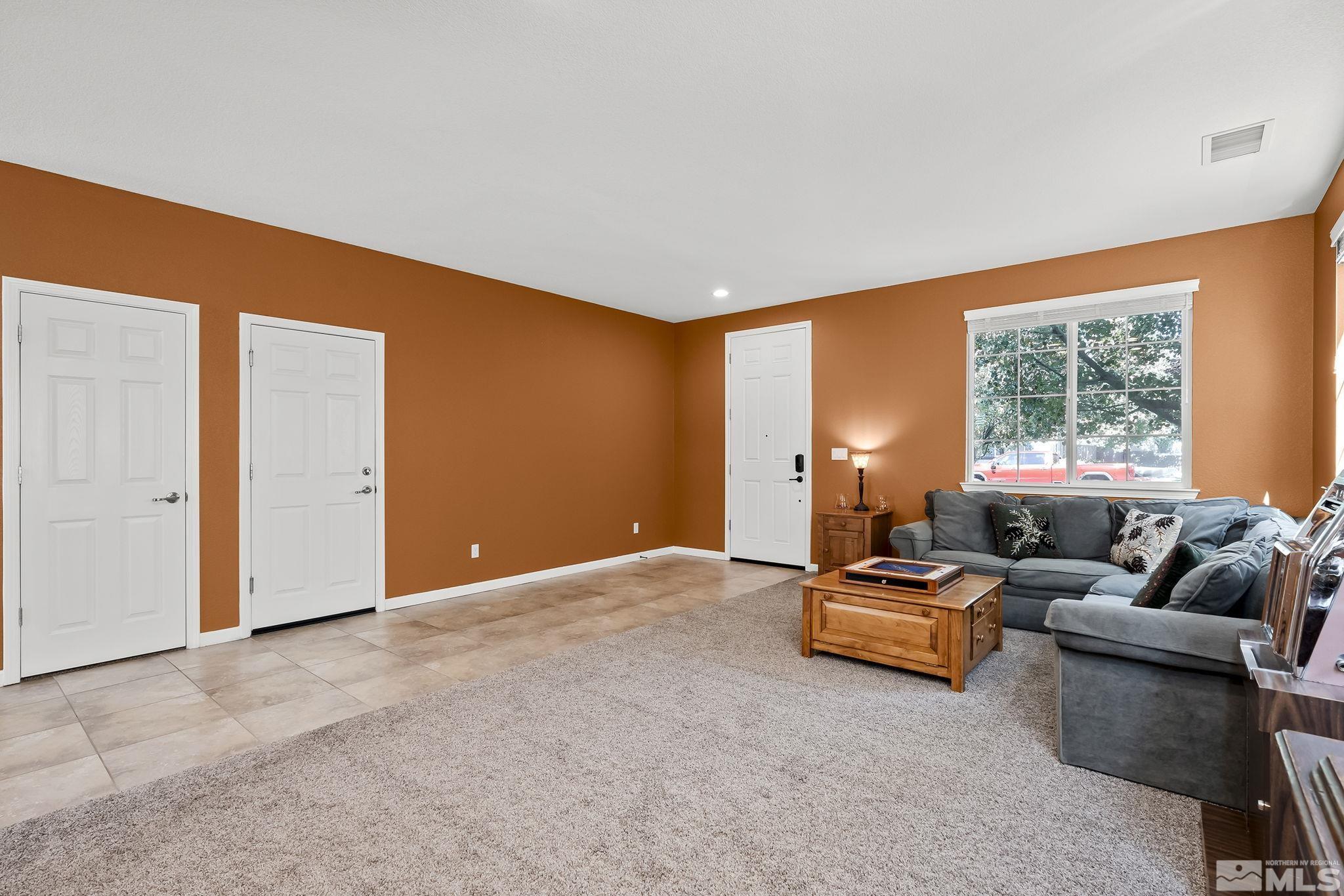 10867 Pebble Hill Drive Reno, NV 89521 - Photo 11 of 40 Photo 11