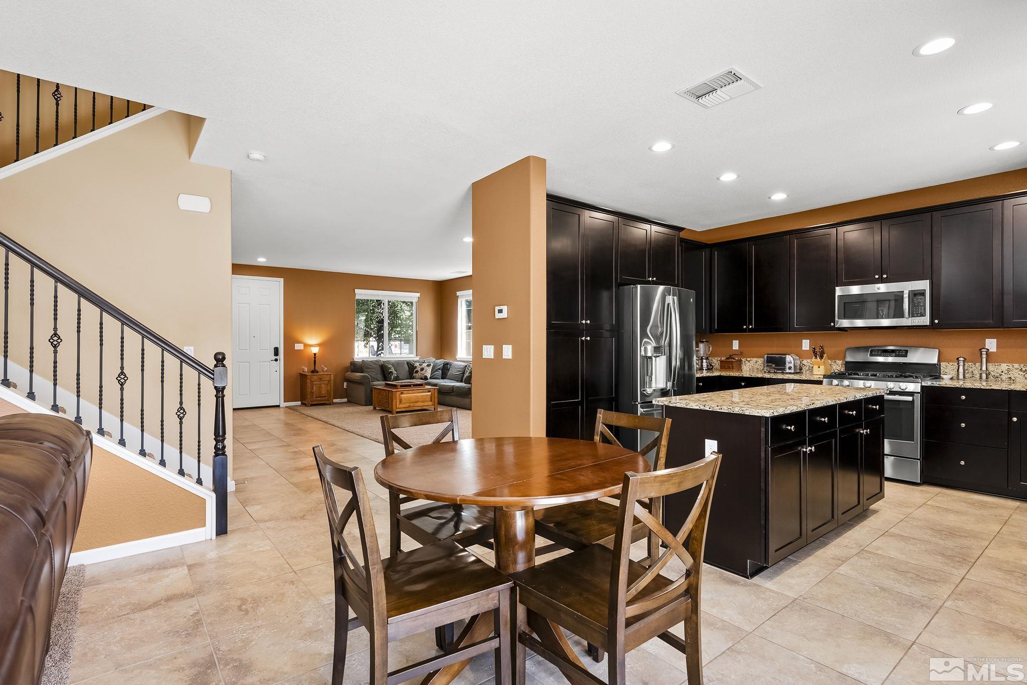 10867 Pebble Hill Drive Reno, NV 89521 - Photo 17 of 40 Photo 17