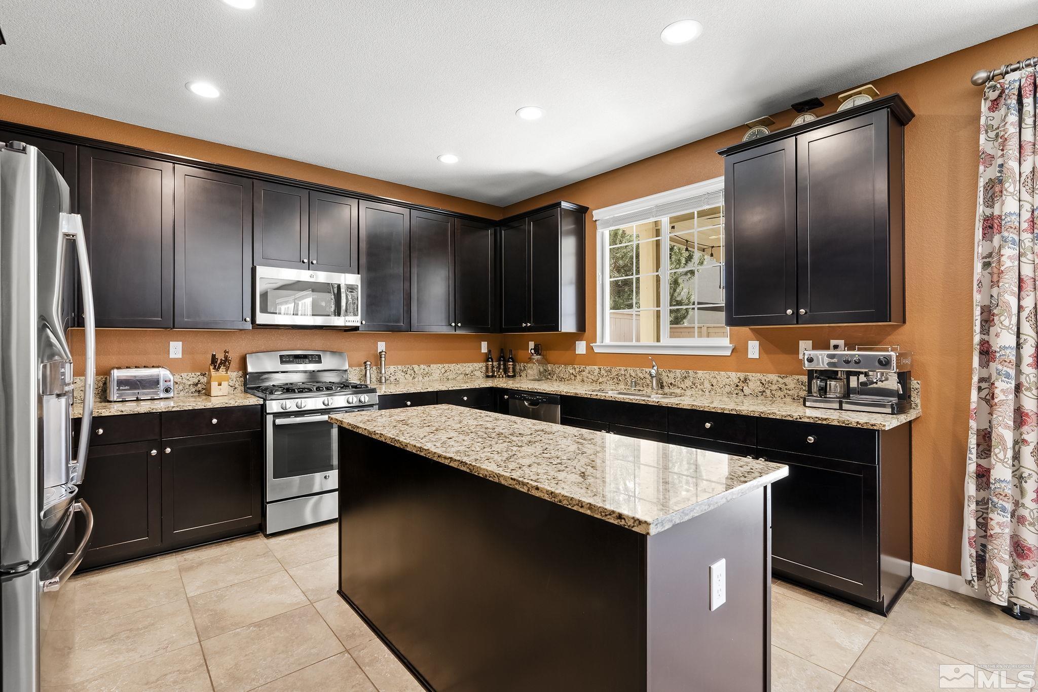 10867 Pebble Hill Drive Reno, NV 89521 - Photo 19 of 40 Photo 19