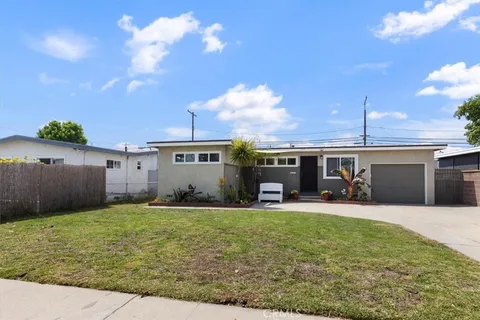 $720,000 | 1706 248th Street, Lomita, CA 90717