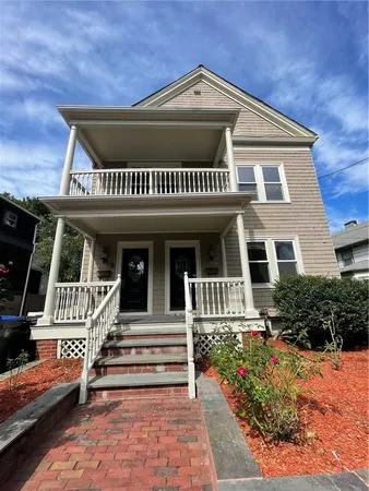 $2,800 | 176 Congdon Street, Unit 1, Providence, RI 02906