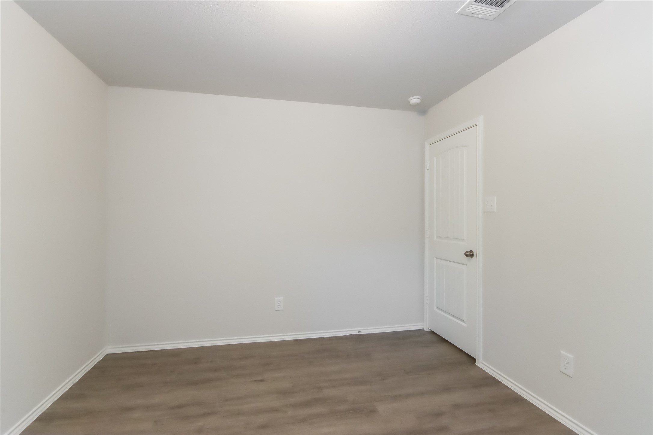 3512 Cub Court Conroe, TX 77301 - Photo 11 of 18 a view of an empty room