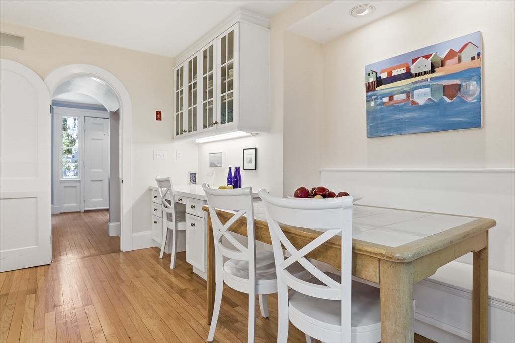 42 Crescent Road Concord, MA 01742 - Photo 15 of 40