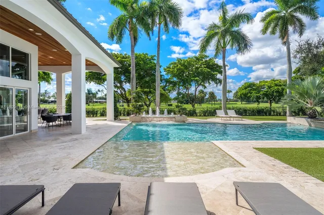 $6,295,000 | 2800 Northeast 40th Street, Fort Lauderdale, FL 33308