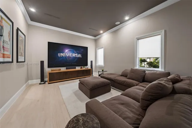 $6,295,000 | 2800 Northeast 40th Street, Fort Lauderdale, FL 33308