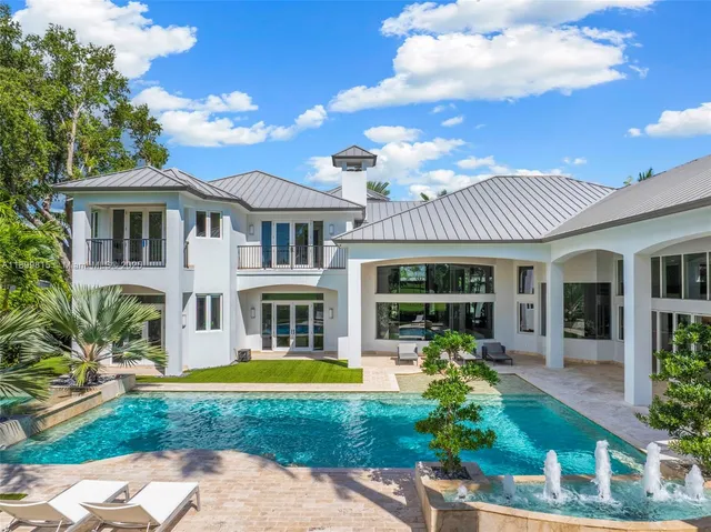 $6,295,000 | 2800 Northeast 40th Street, Fort Lauderdale, FL 33308