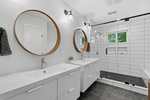 $615,000 | 6207 Hyside Drive, Austin, TX 78723