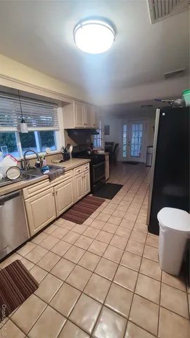 $1,199,000 | 2 Addison Lane, Greenvale, NY 11548