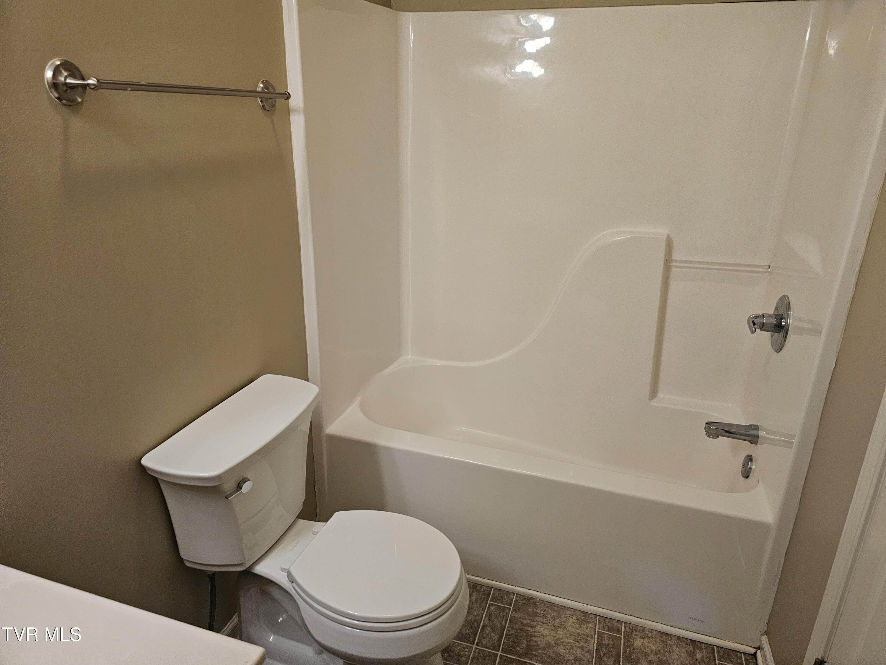 405 Christian Church Road, Unit 2 Johnson City, TN 37615 - Photo 13 of 16 13