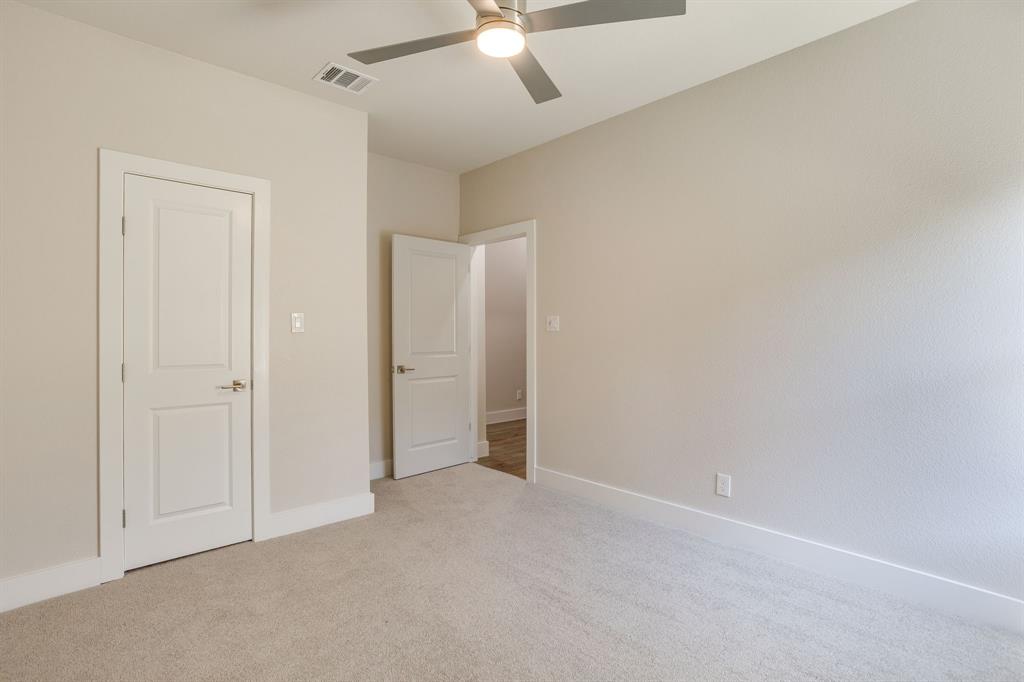 1024 Lakeview Ridge Fort Worth, TX 76108 - Photo 33 of 38 Gallery Image 33