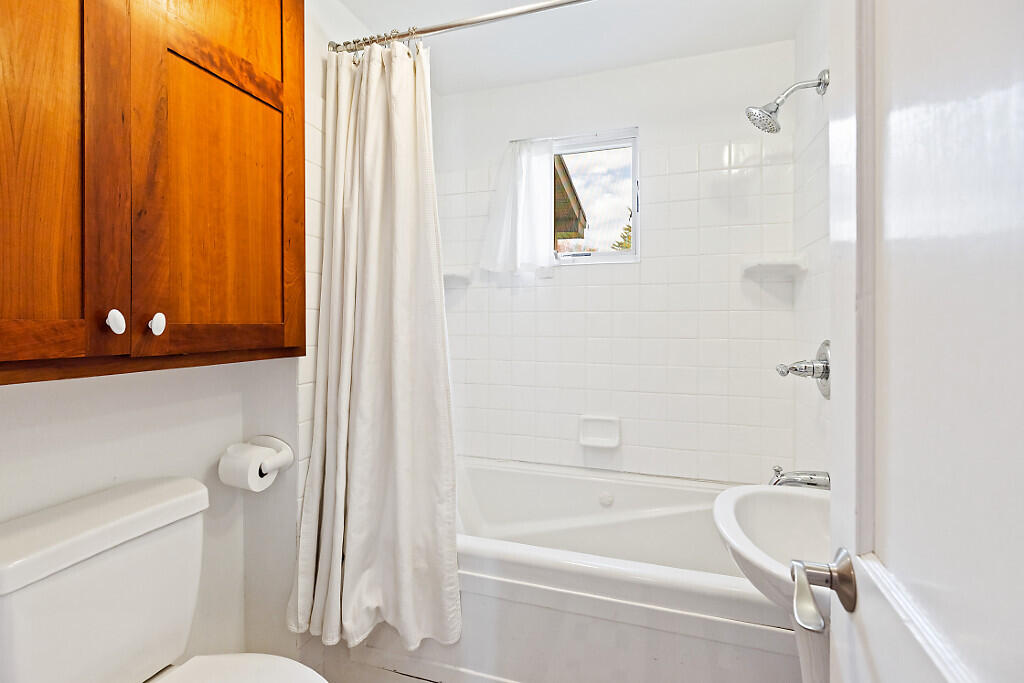 183 Mountain Road Falmouth, ME 04105 - Photo 53 of 65 61_BP5A0526_DxO_mls