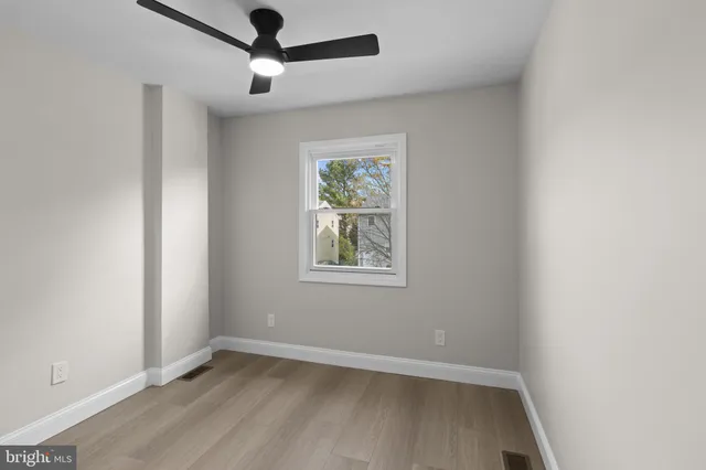 $379,900 | 12 Booker Circle, New Castle, DE 19720