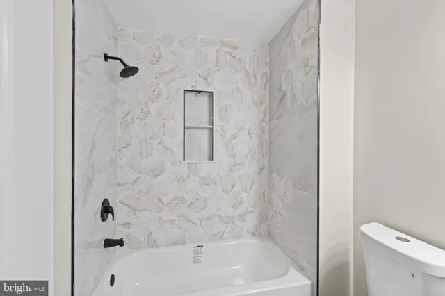 $379,900 | 12 Booker Circle, New Castle, DE 19720