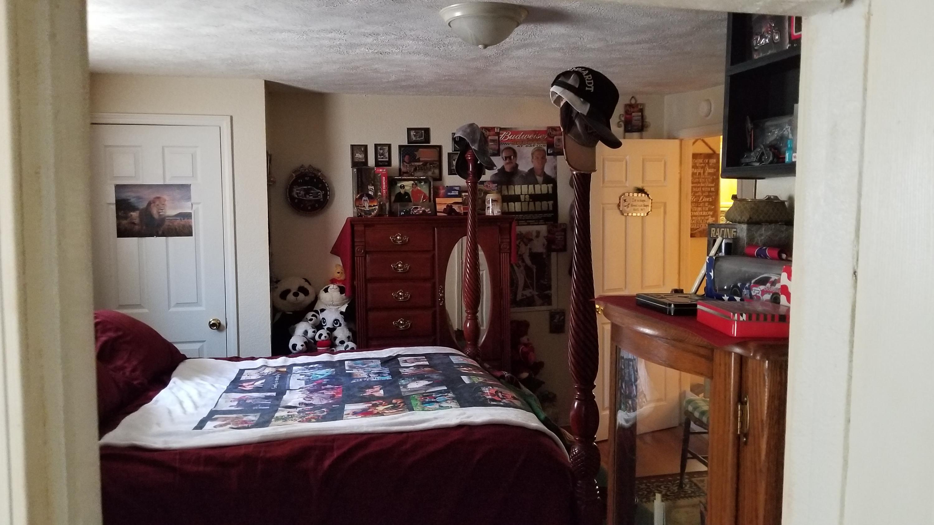 2708 Allegheny Loop Road Maryville, TN 37803 - Photo 20 of 32 Master Bedroom