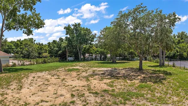 $400,000 | Gordon Ln Mount, Mount Dora, FL 32757