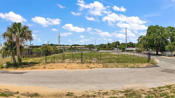 $400,000 | Gordon Ln Mount, Mount Dora, FL 32757