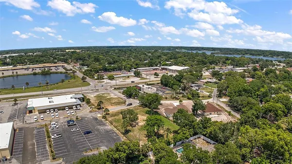 $400,000 | Gordon Ln Mount, Mount Dora, FL 32757