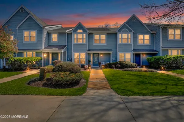 $479,900 | 284 Elmwood Court, Howell, NJ 07731