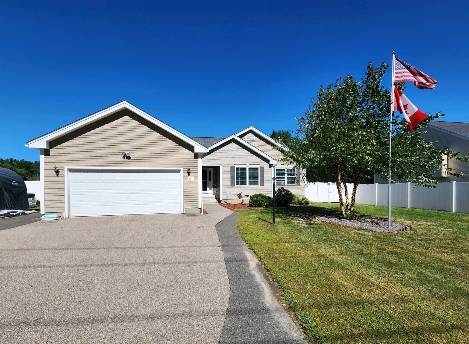 129 Pine Hill Road Nashua, NH 03063 - Photo 1 of 32