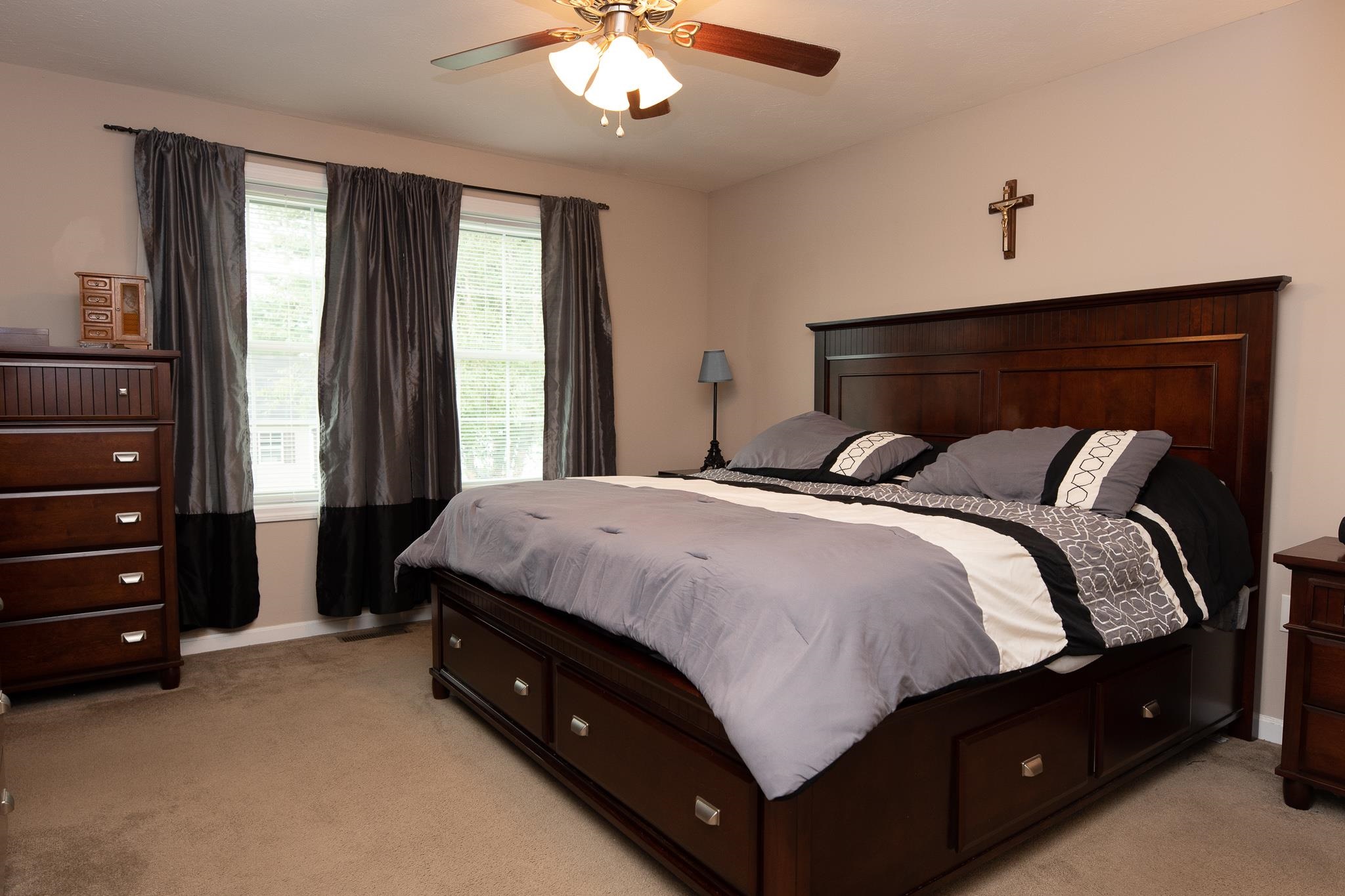 129 Pine Hill Road Nashua, NH 03063 - Photo 11 of 32