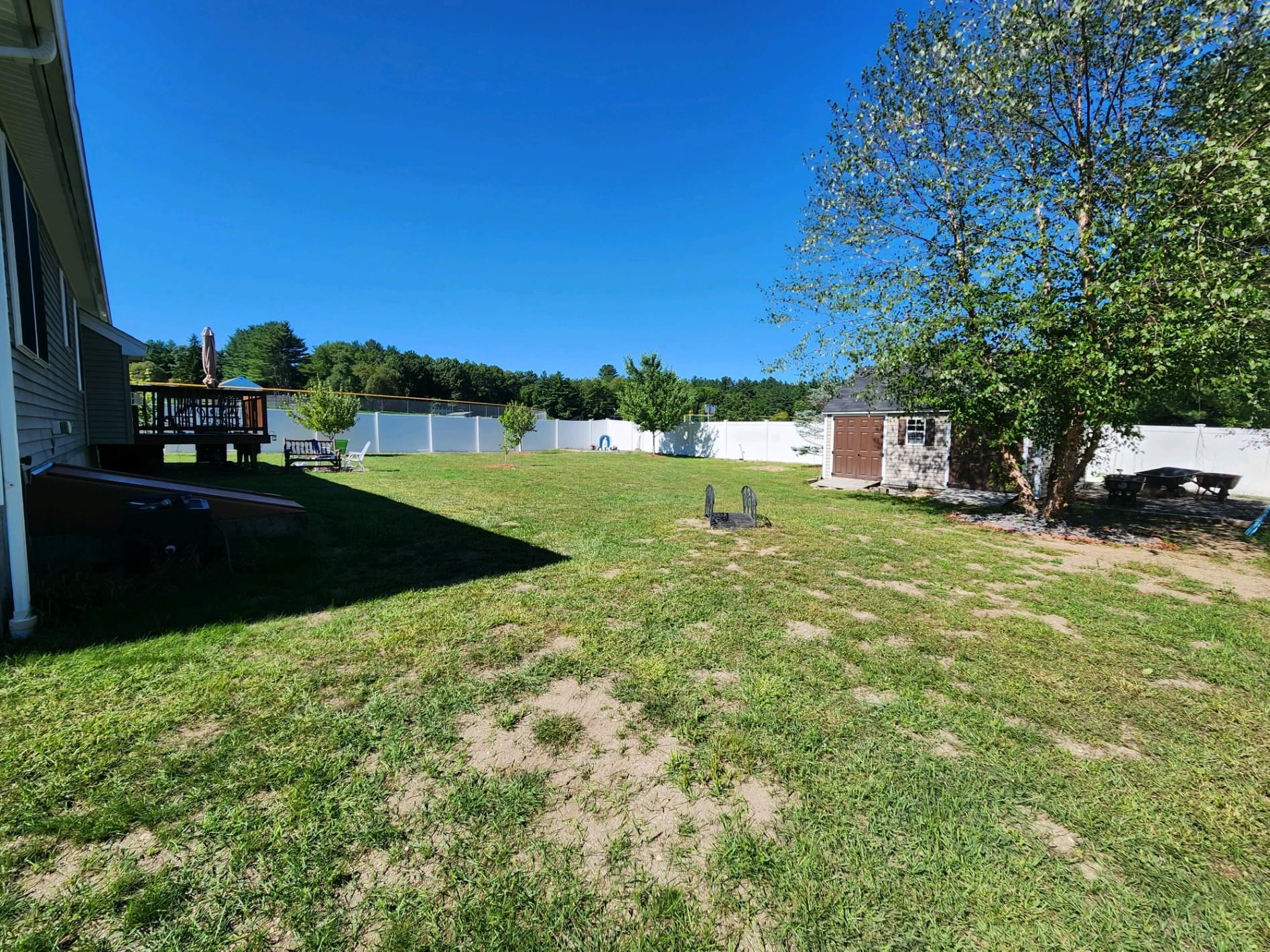 129 Pine Hill Road Nashua, NH 03063 - Photo 2 of 32