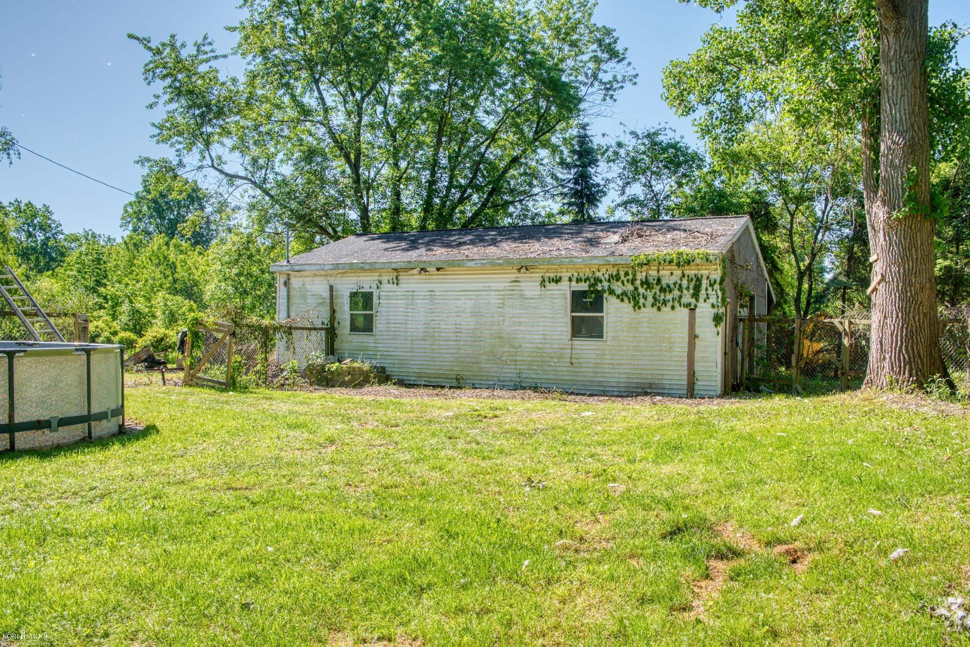 441 West Lansing Road Morrice, MI 48857 - Photo 20 of 26 50143976-abadf330-b8fe-4e14-9092-5233b029f36a.JPG