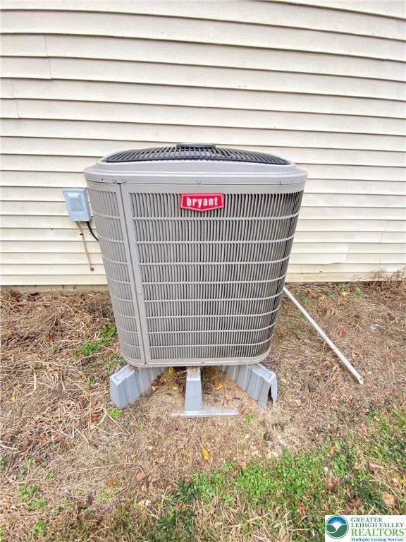 4571 Newburg Road Nazareth, PA 18064 - Photo 23 of 29 a view of entryway with wooden fence