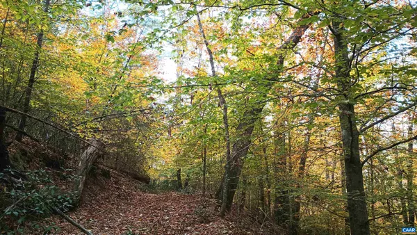 $449,000 | 125 Riverbreeze Court, Howardsville, VA 24562