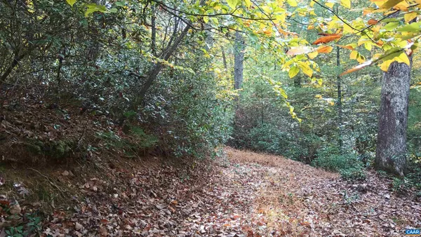 $449,000 | 125 Riverbreeze Court, Howardsville, VA 24562