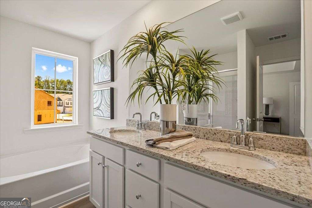 2561 Riverside Court Northeast Conyers, GA 30013 - Photo 24 of 37