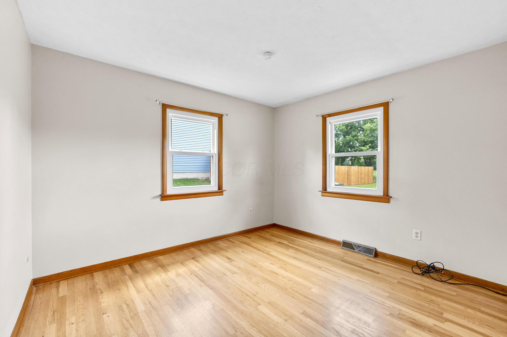 215 Lockville Road Pickerington, OH 43147 - Photo 21 of 54 Bedroom 3