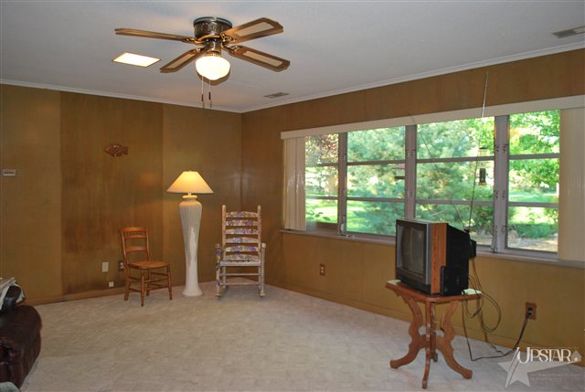 8646 Auburn Road Fort Wayne, IN 46825 - Photo 7 of 29