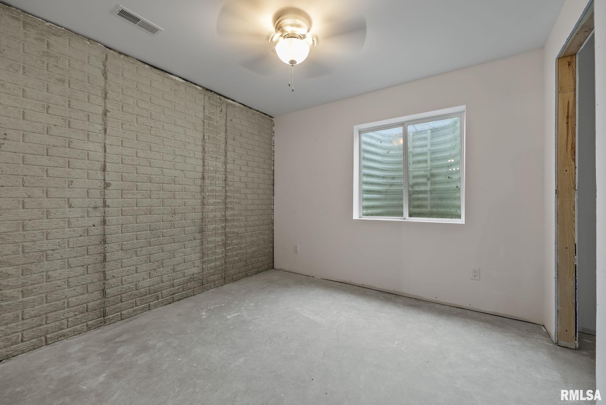 1903 13th Street Viola, IL 61486 - Photo 17 of 18 Gallery Image 17