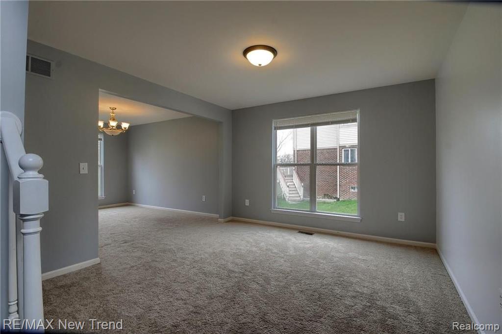 767 Woodfield Way Rochester Hills, MI 48307 - Photo 8 of 29