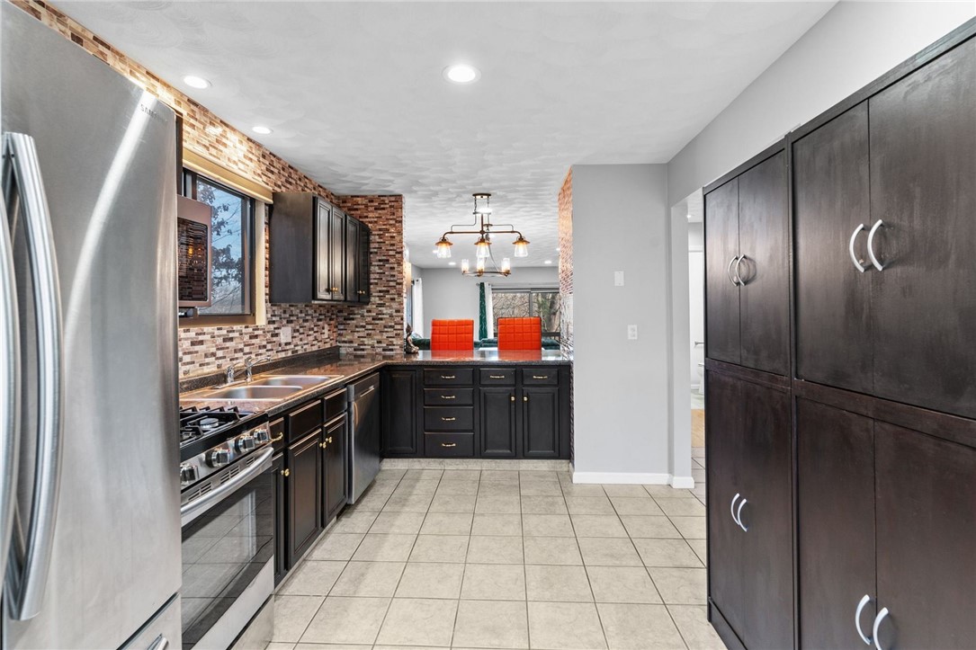 5 Wake Robin Road, Unit 3401 Lincoln, RI 02865 - Photo 7 of 39