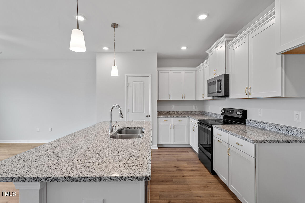 Undisclosed Address Clayton, NC 27520 - Photo 6 of 32 FMWeb05