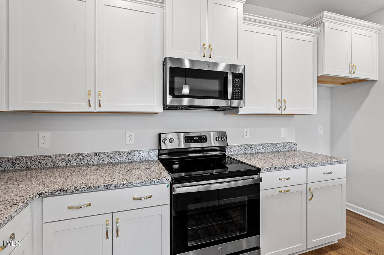 Undisclosed Address Clayton, NC 27520 - Photo 7 of 32 FMWeb06