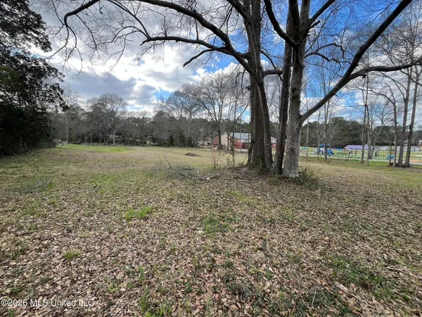 $14,000 | 800 Elm Avenue, Richton, MS 39476