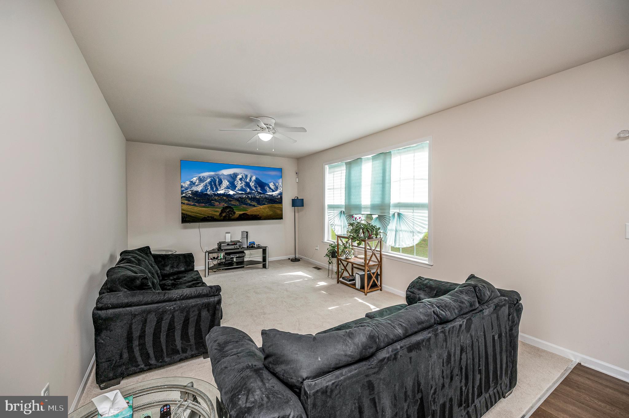 23103 Travers Street Ruther Glen, VA 22546 - Photo 3 of 44