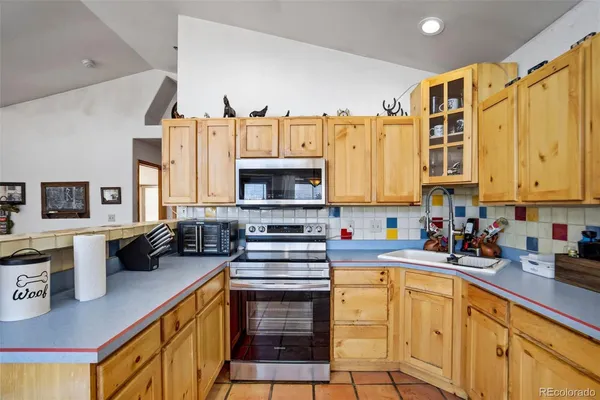 $699,999 | 201 Terry Lane, Guffey, CO 80820