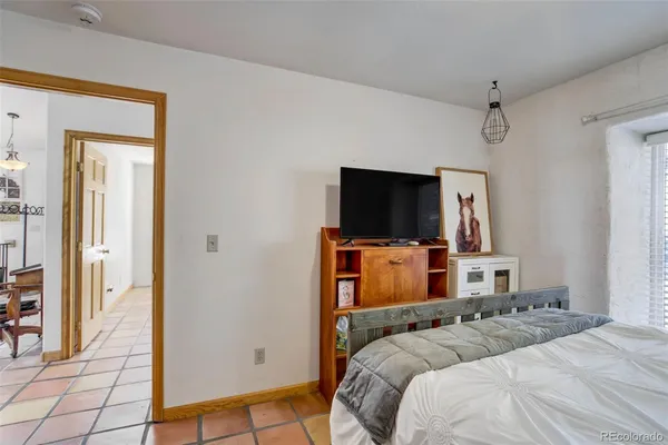 $699,999 | 201 Terry Lane, Guffey, CO 80820