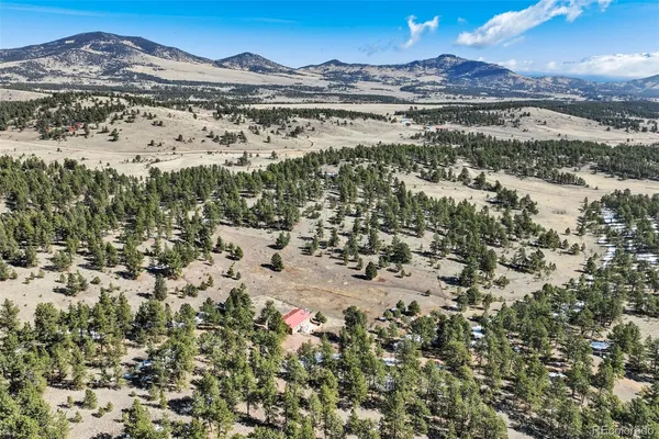 $699,999 | 201 Terry Lane, Guffey, CO 80820