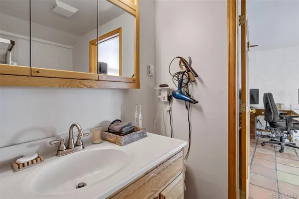 $699,999 | 201 Terry Lane, Guffey, CO 80820