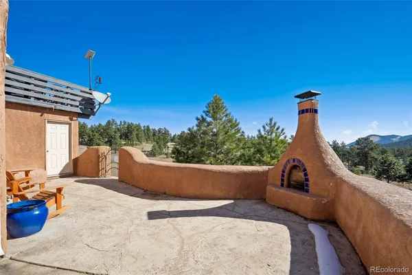 $699,999 | 201 Terry Lane, Guffey, CO 80820