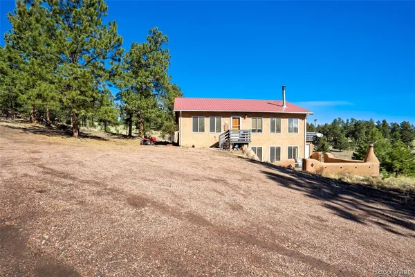 $699,999 | 201 Terry Lane, Guffey, CO 80820