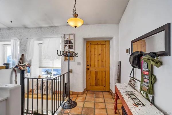 $699,999 | 201 Terry Lane, Guffey, CO 80820